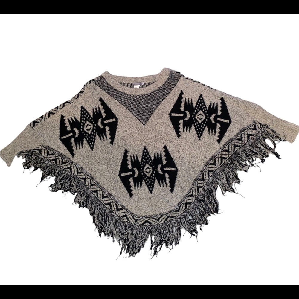 Earthbound Trading Co. Comfy Poncho (L)